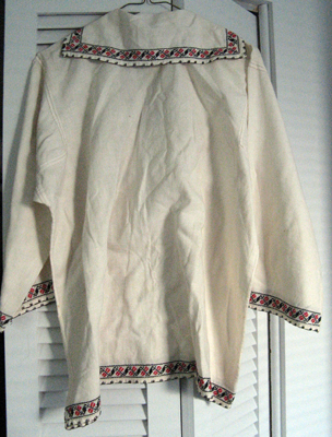 folk style blouse with sailor collar