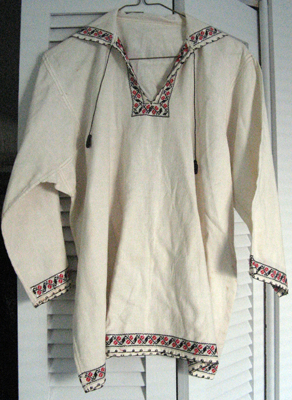 folk style blouse with sailor collar