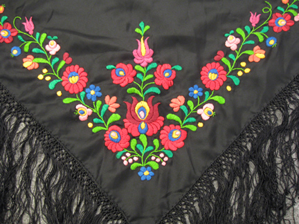 hungarian shawl detail