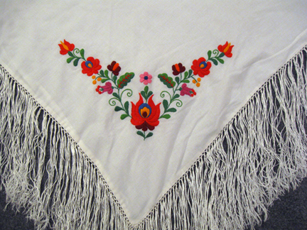 hungarian shawl detail