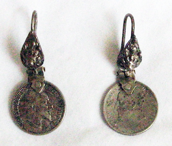 earrings 1